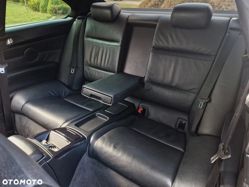 BMW Seria 3 330d - 31