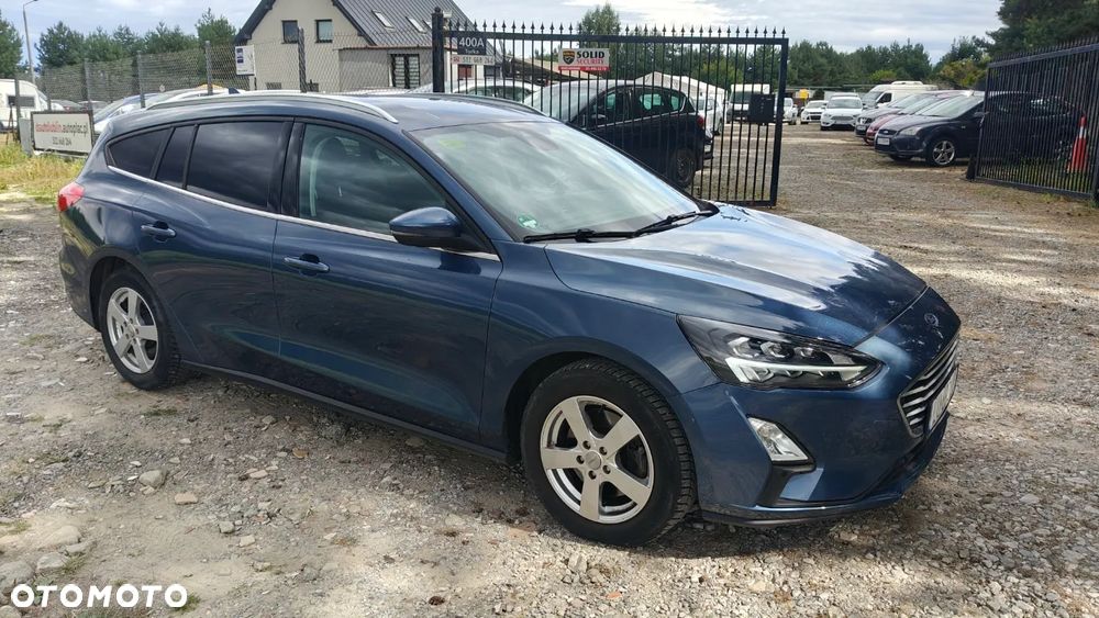 Ford Focus 1.0 EcoBoost Titanium - 3