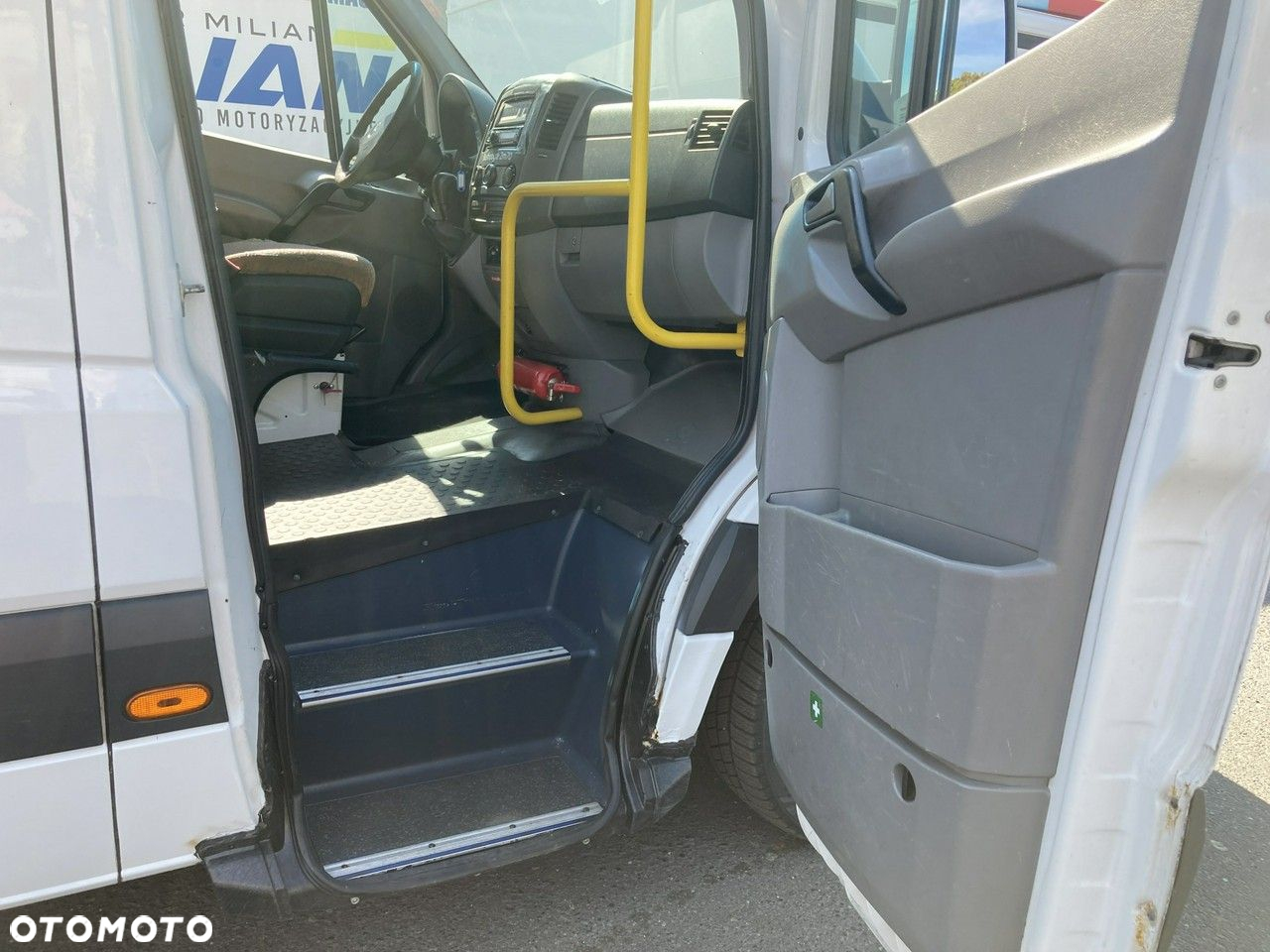 Mercedes-Benz Sprinter - 38