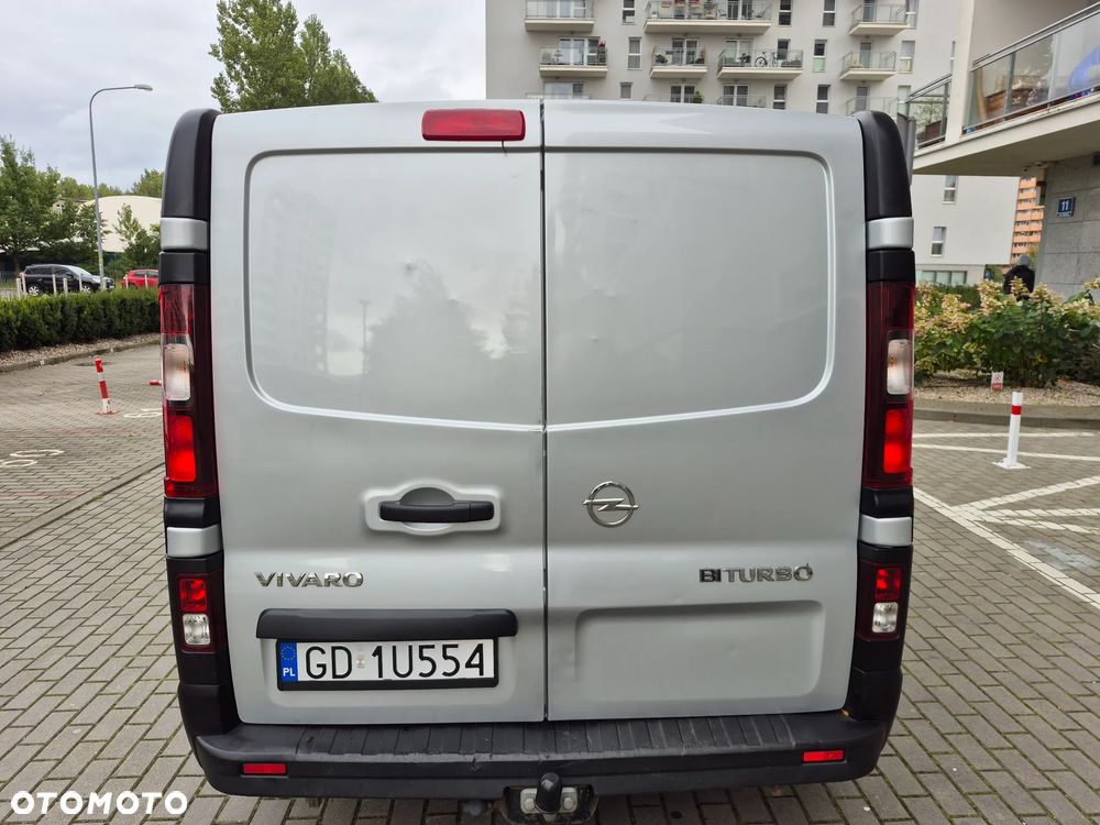 Opel Vivaro - 12