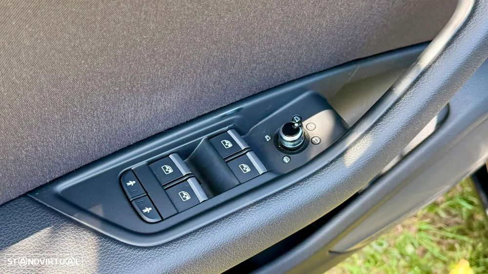 Audi A4 Avant 2.0 TDI Advance - 13