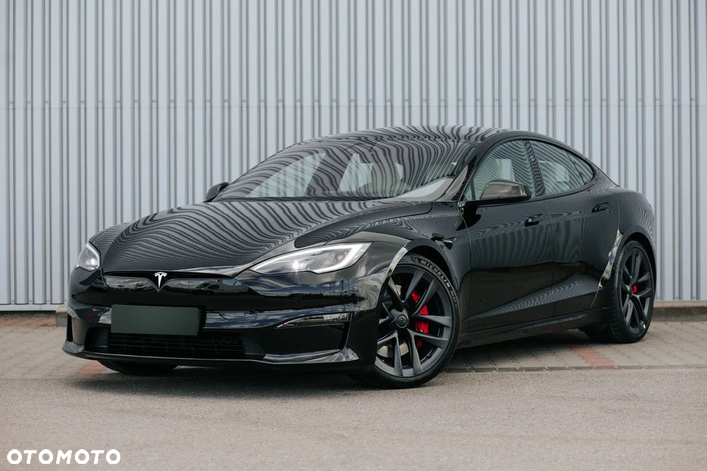 Tesla Model S Plaid - 12