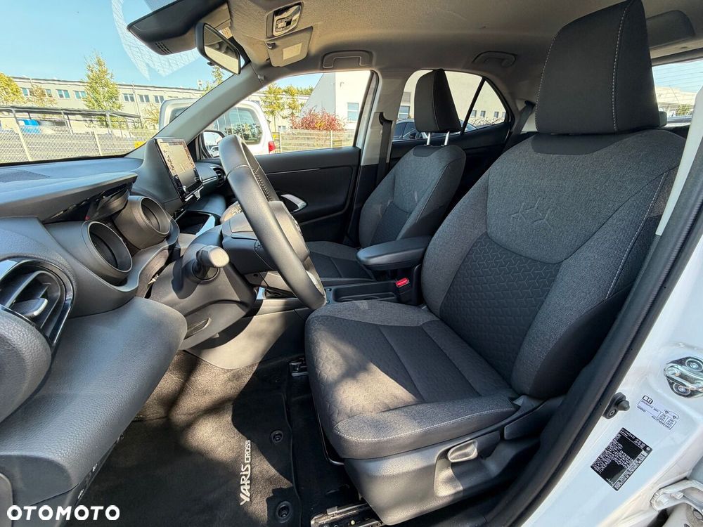 Toyota Yaris Cross Hybrid 1.5 Comfort - 27