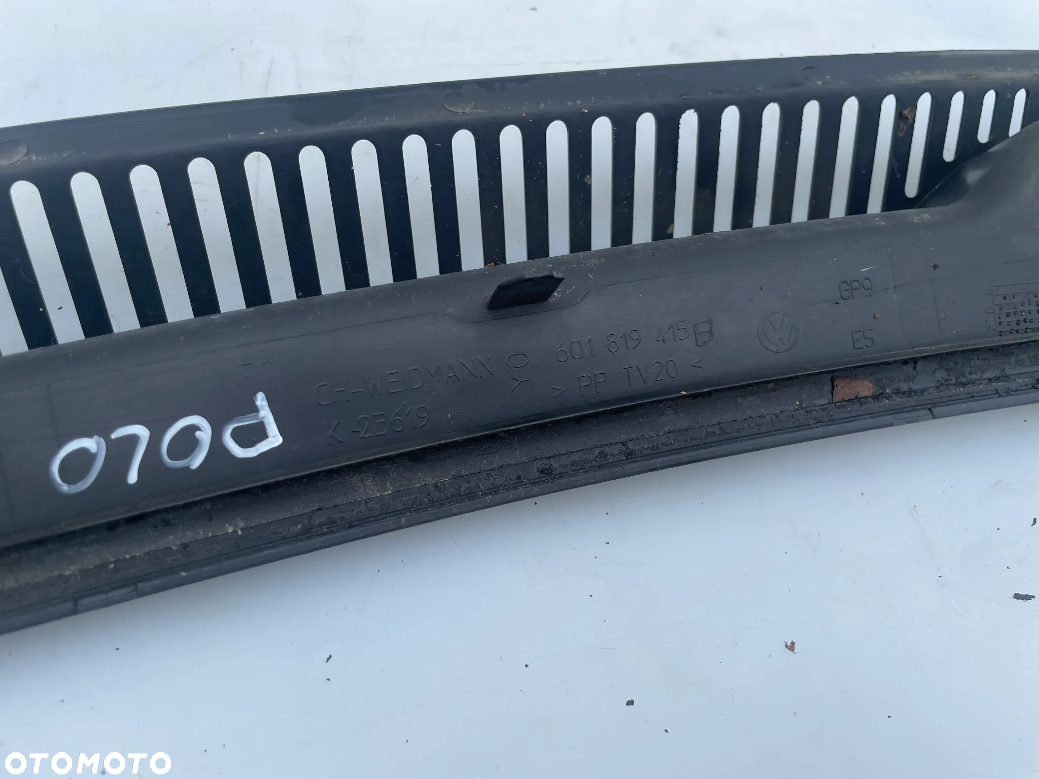 PODSZYBIE VW POLO 9N LIFT 6Q1819415B - 4