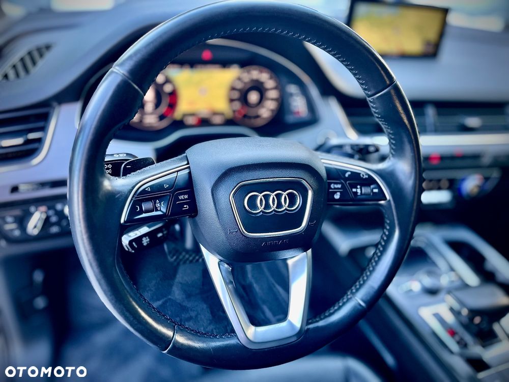 Audi Q7 - 12