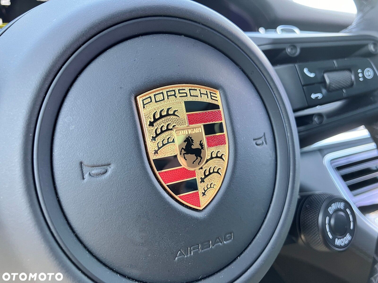 Porsche Panamera - 40