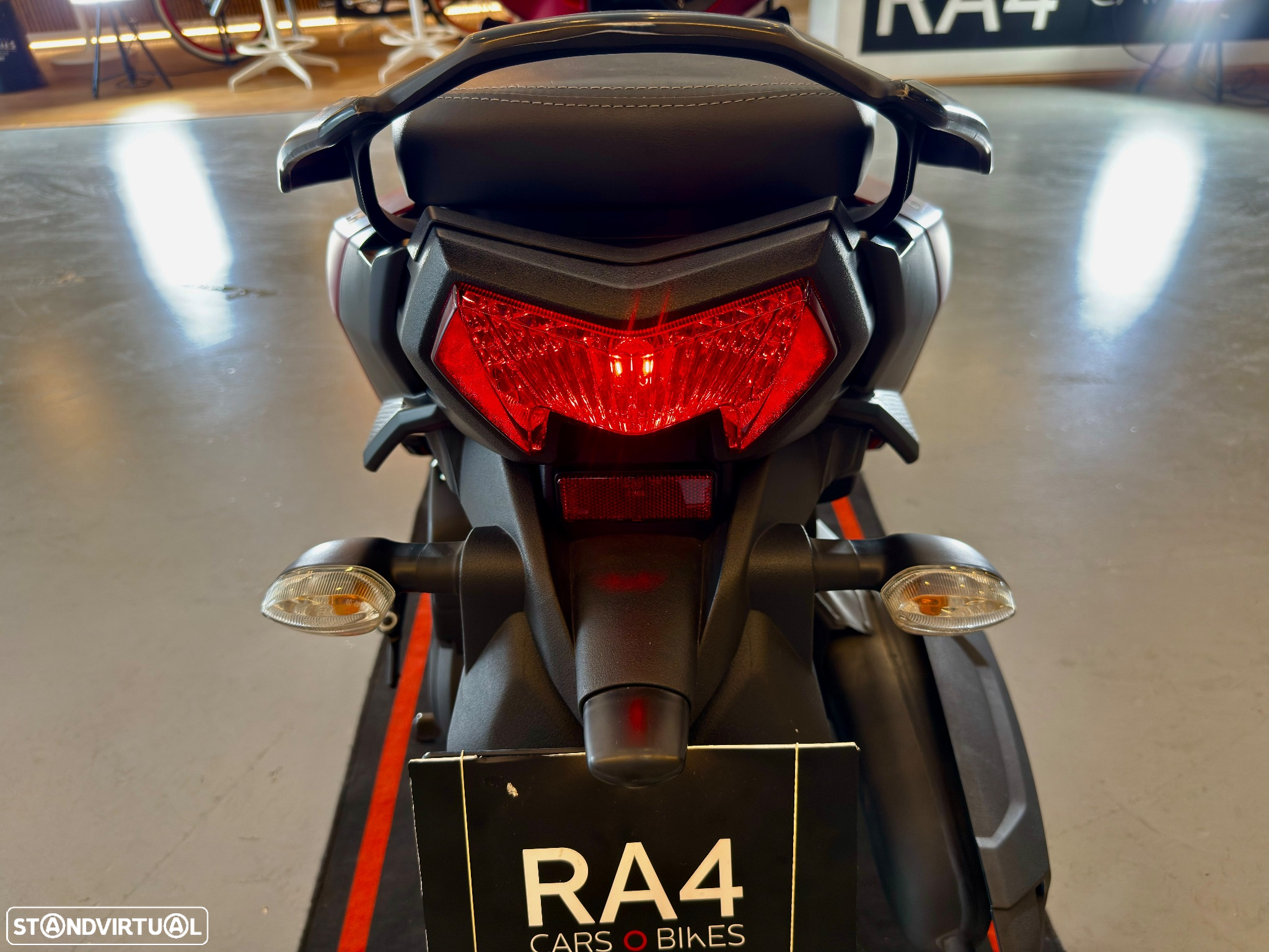 Yamaha RayZR - 12