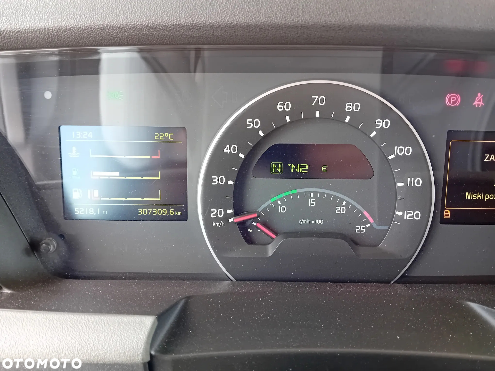 Volvo FH 13 460KM I-SAVE - 11