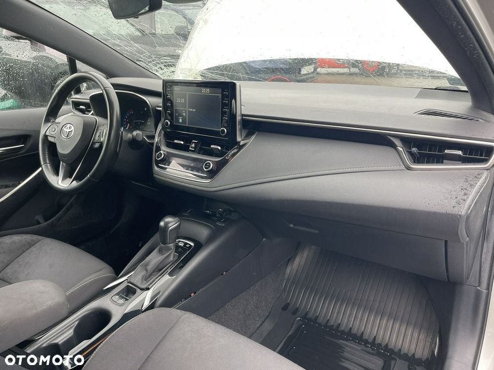 Toyota Corolla 2.0 Hybrid Comfort - 10