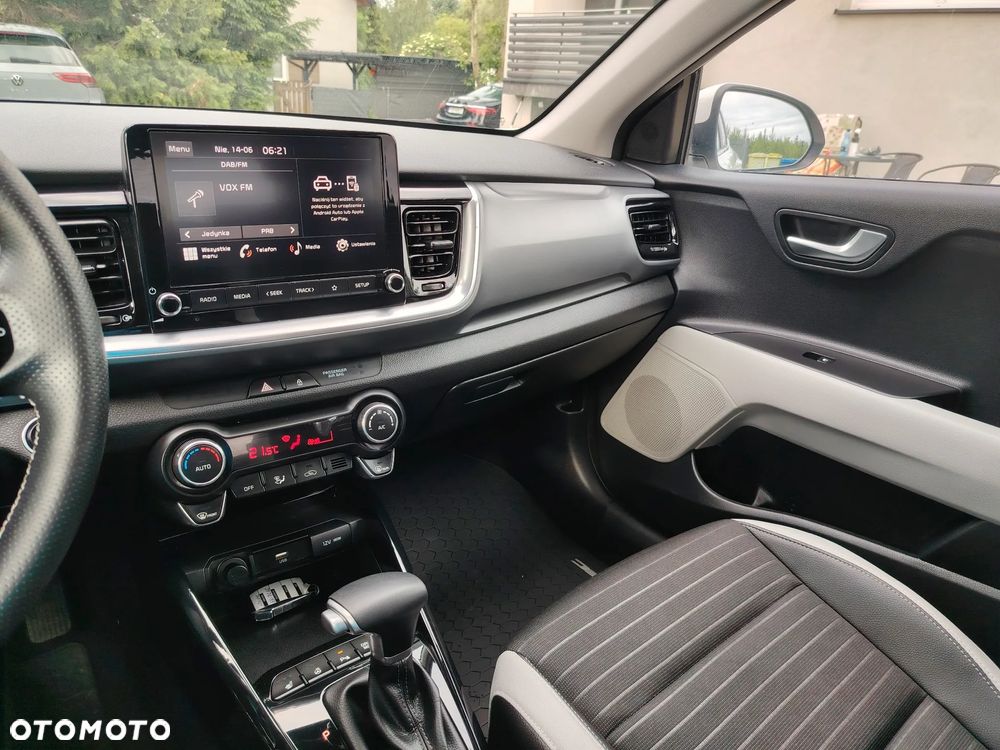 Kia Stonic 1.0 T-GDI L Business Line DCT - 22