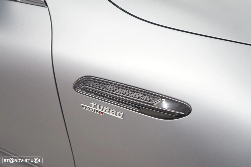 Mercedes-Benz AMG GT 4 portas 43 4Matic+ - 11