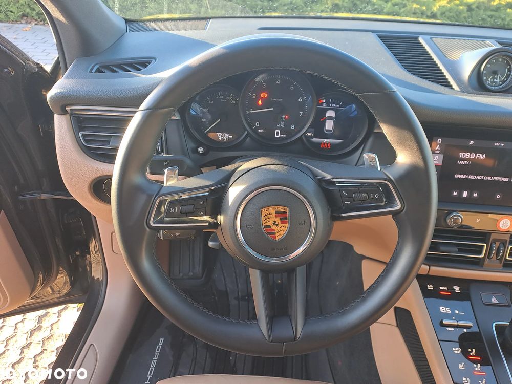 Porsche Macan Standard - 37