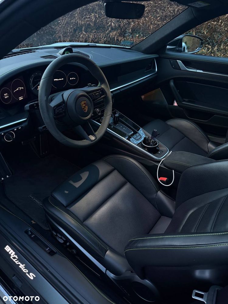 Porsche 911 Turbo S - 6