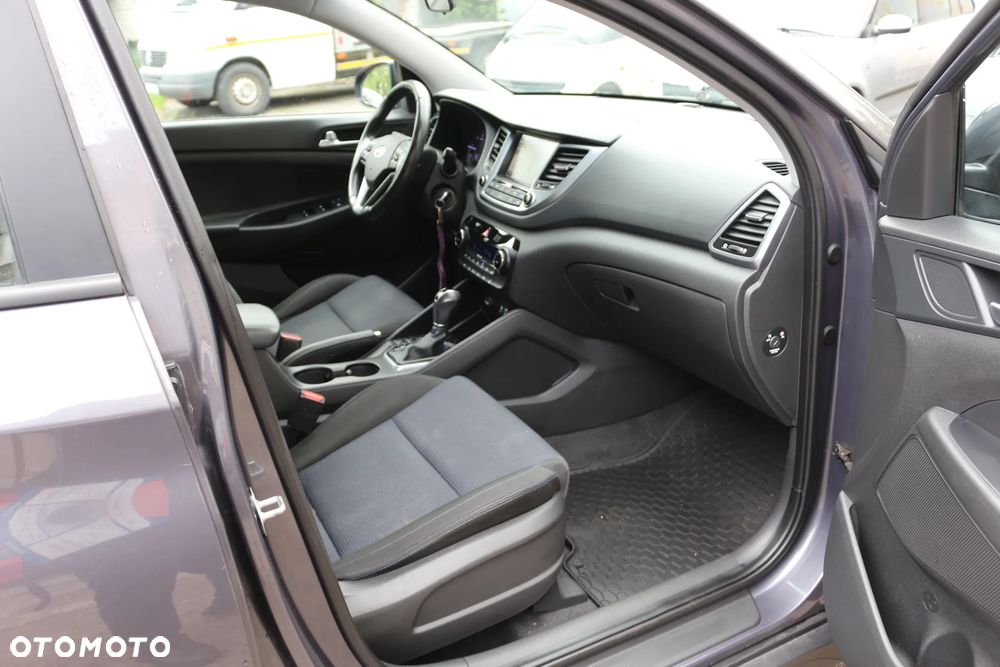 Hyundai Tucson 1.7 CRDI BlueDrive Design 2WD DCT - 13