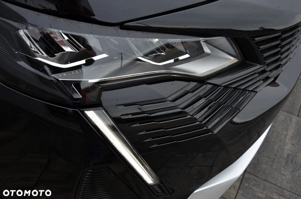Peugeot 3008 225 e-EAT8 Allure - 23