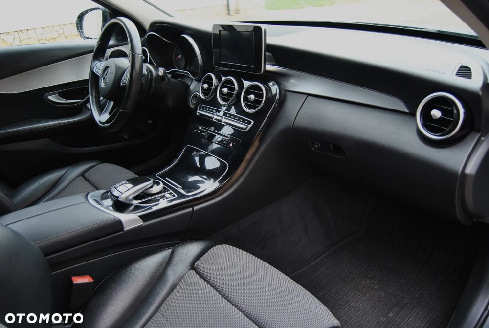 Mercedes-Benz Klasa C 200 (BlueTEC) d 7G-TRONIC - 7