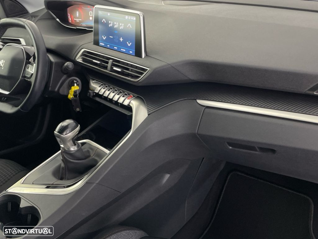 Peugeot 3008 1.5 BlueHDi Active - 24