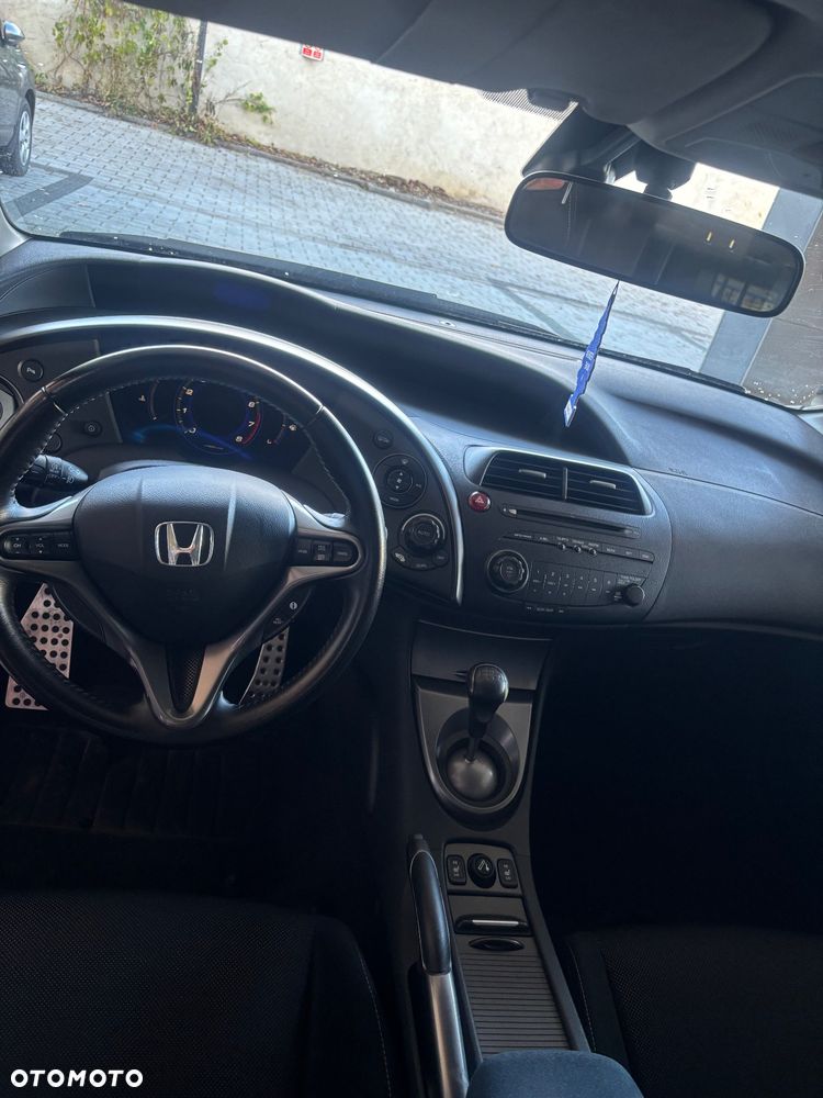 Honda Civic 1.4 i-VTEC - 13