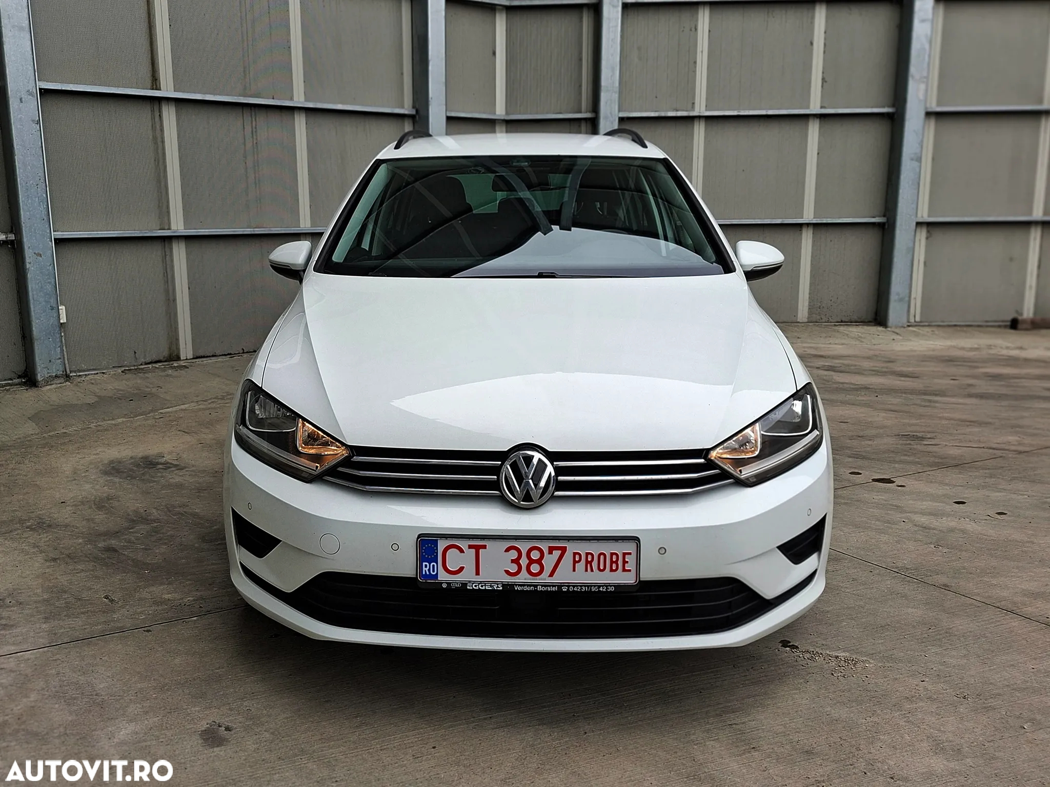 Volkswagen Golf Sportsvan 1.6 TDI BlueMotion Comfortline - 2