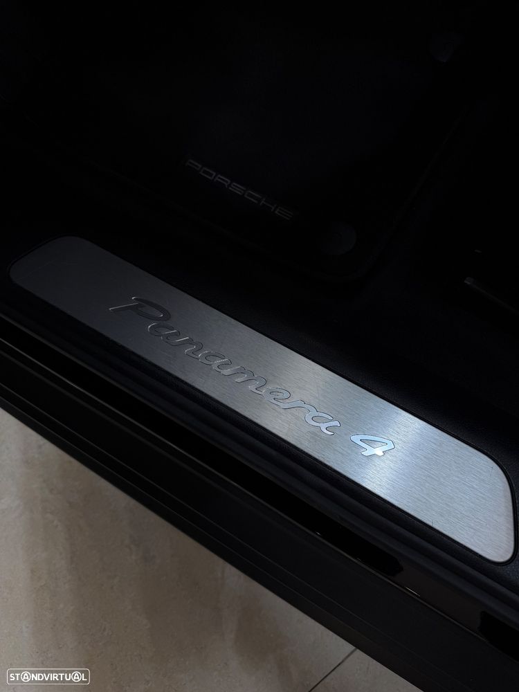 Porsche Panamera 4 Executive - 9
