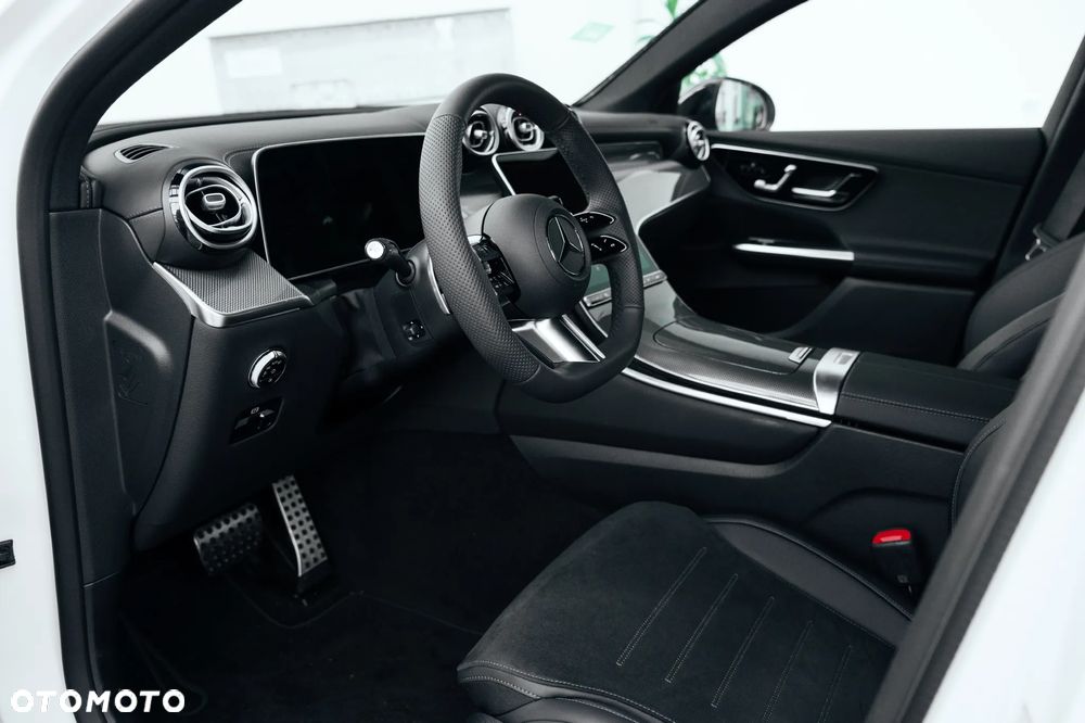 Mercedes-Benz GLC 300 de 4Matic 9G-TRONIC AMG Line - 17
