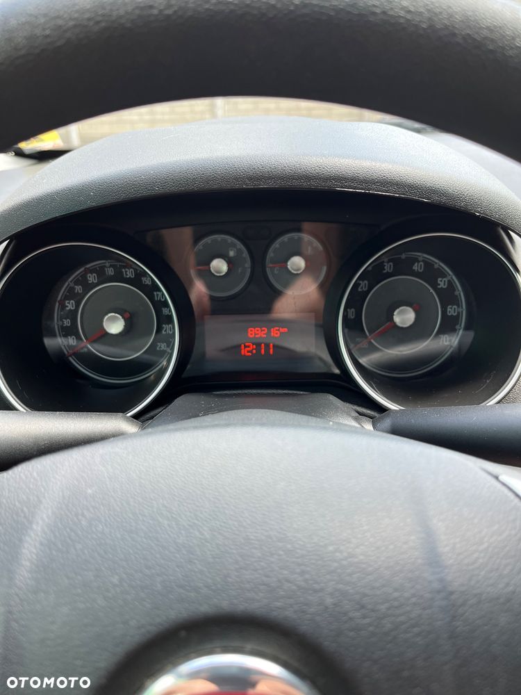 Fiat Punto 1.4 Easy S&S - 12