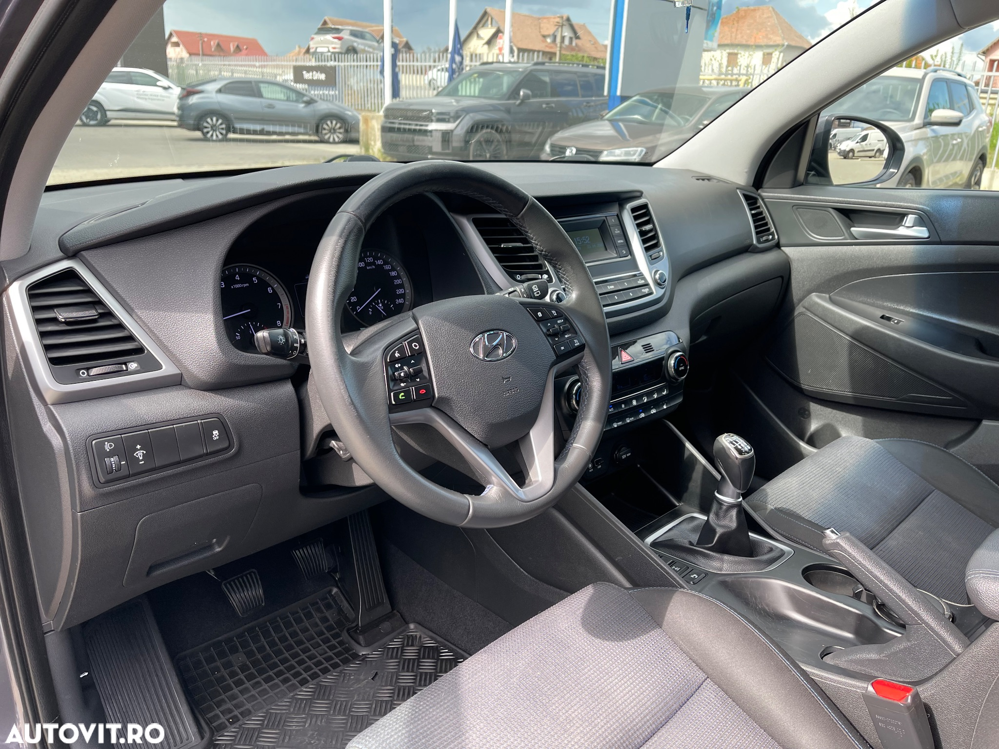 Hyundai Tucson 1.6 T-GDi 4WD 6MT Premium - 9