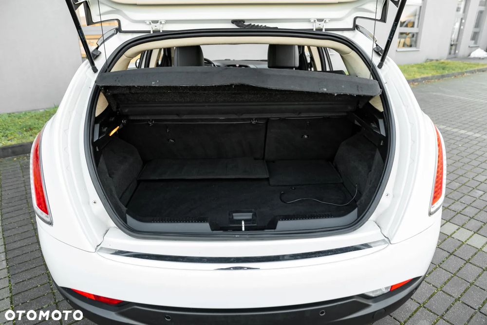 Lancia Delta 1.8 Di TurboJet 16v Automatik Platinum - 34