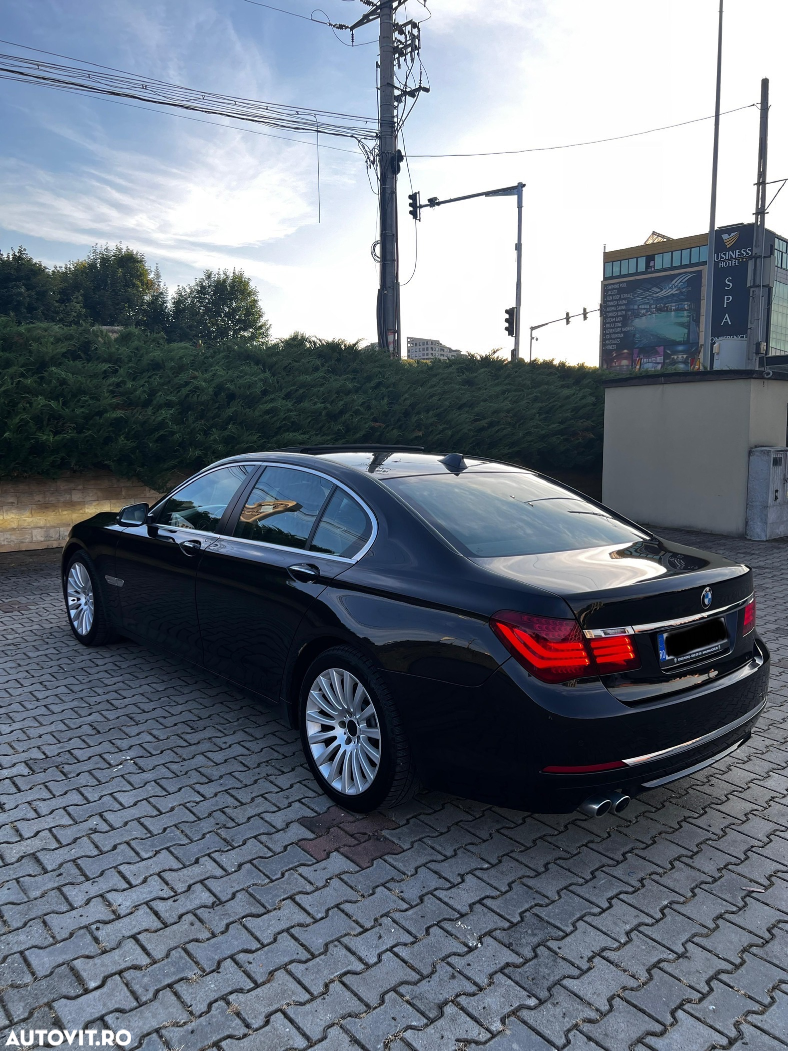 BMW Seria 7 730d - 22