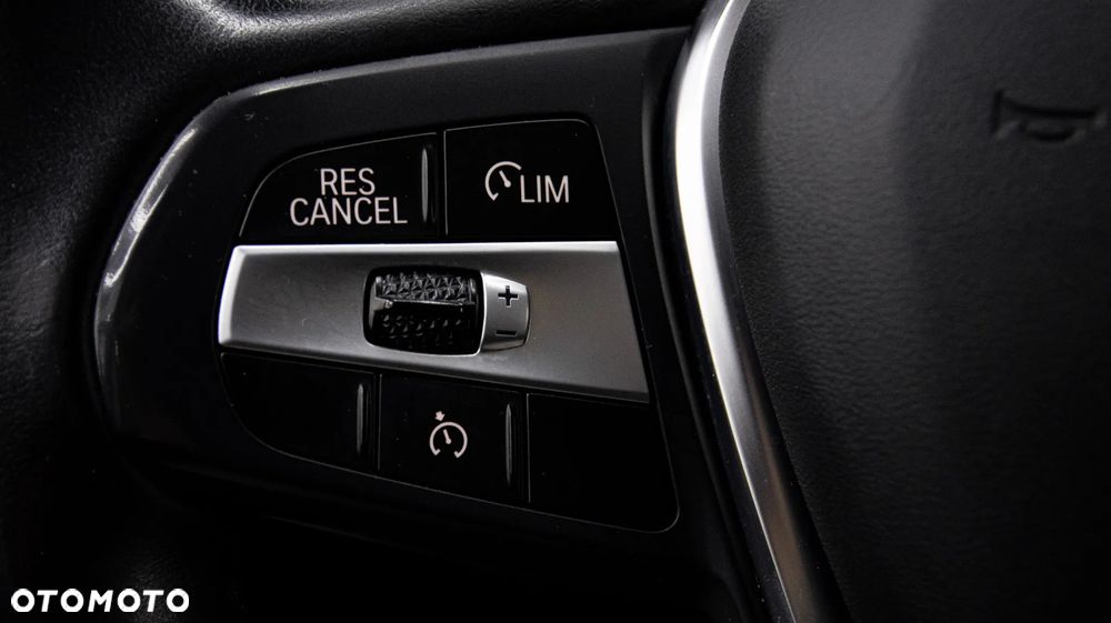 BMW X3 xDrive20i GPF - 19