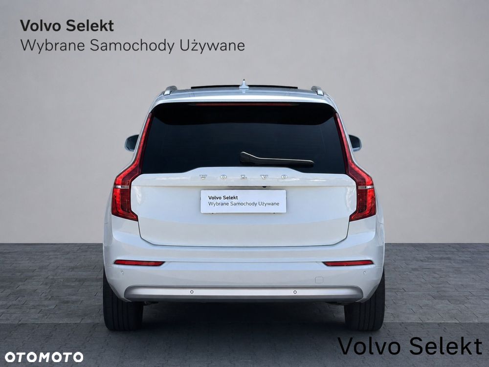 Volvo XC 90 - 9