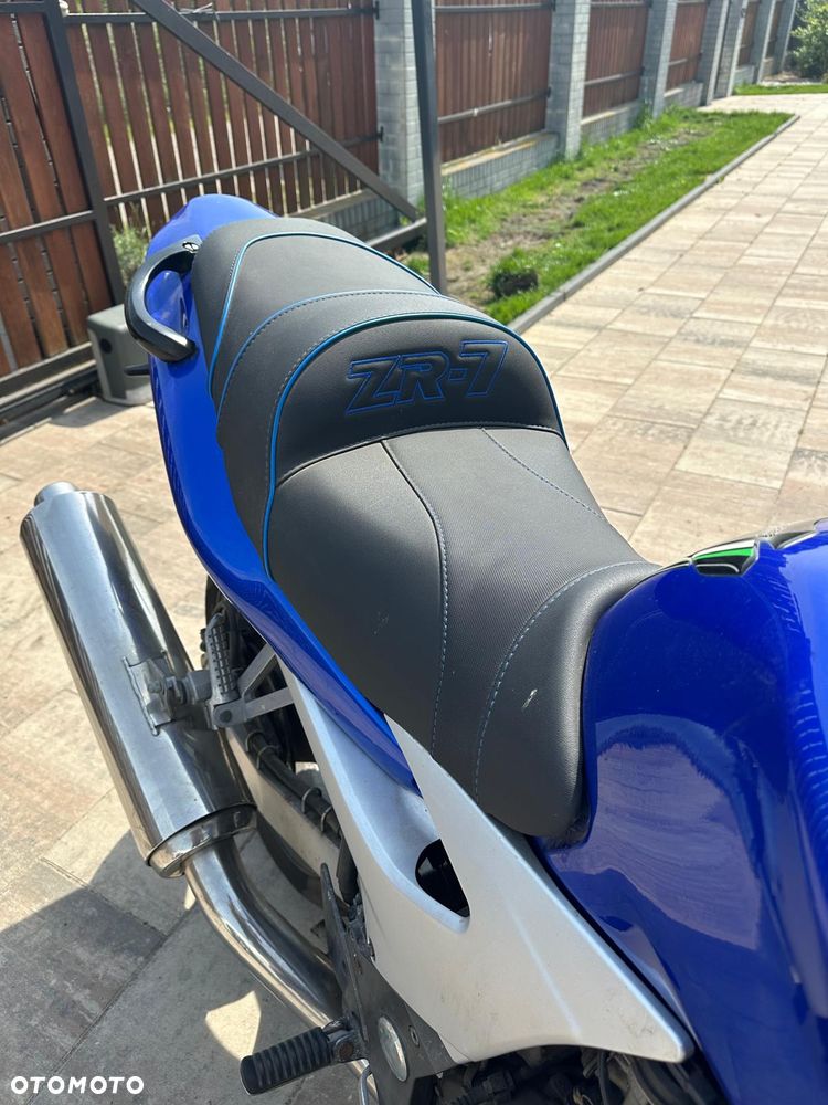 Kawasaki ZR - 3