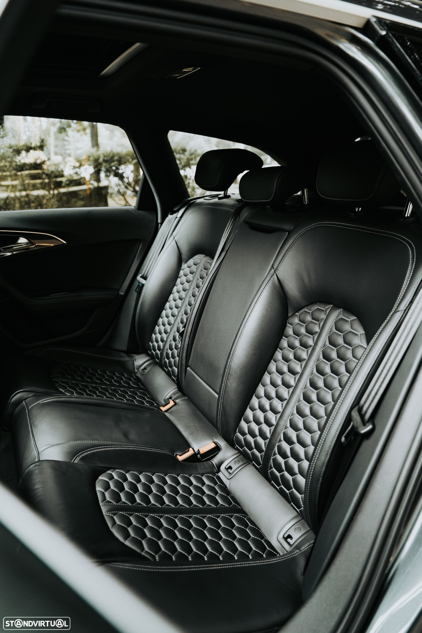 Audi RS6 Avant 4.0 TFSi Plus quattro Tiptronic - 9