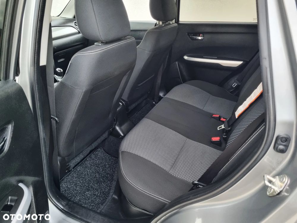 Suzuki Vitara 1.6 DDiS (4x2) Comfort+ - 11