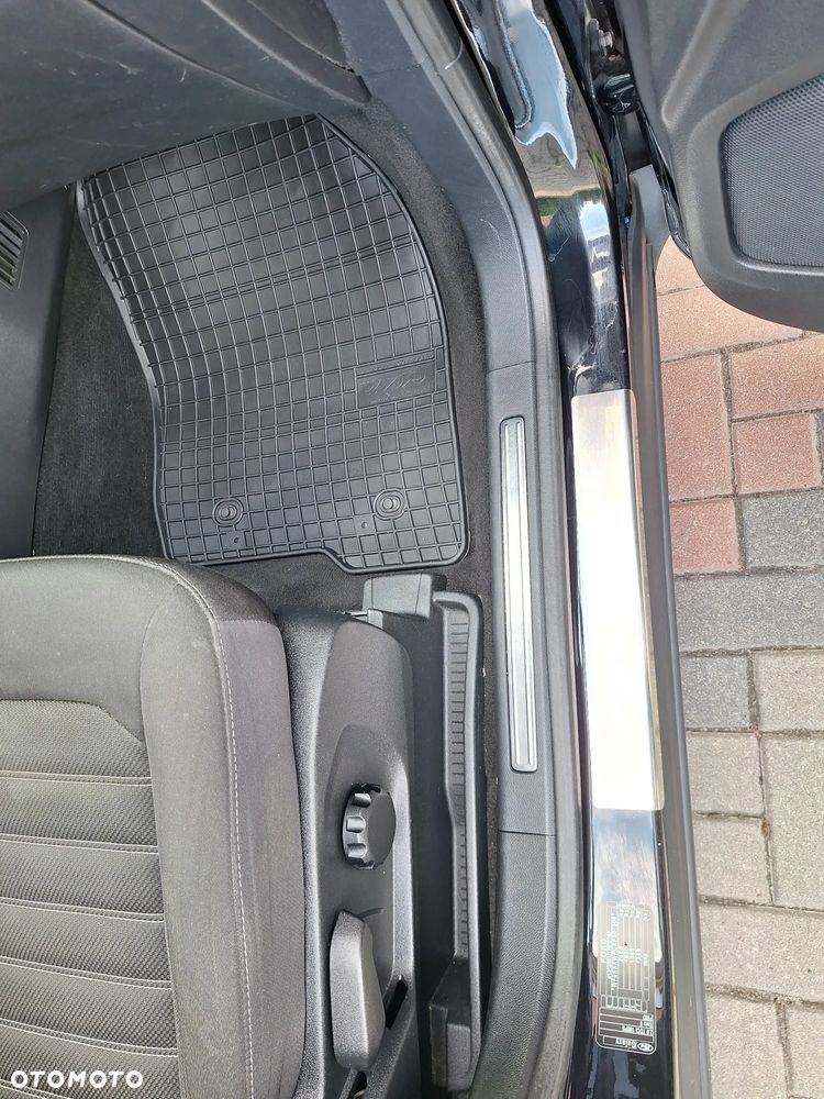 Ford Galaxy 2.0 TDCi Titanium PowerShift - 32