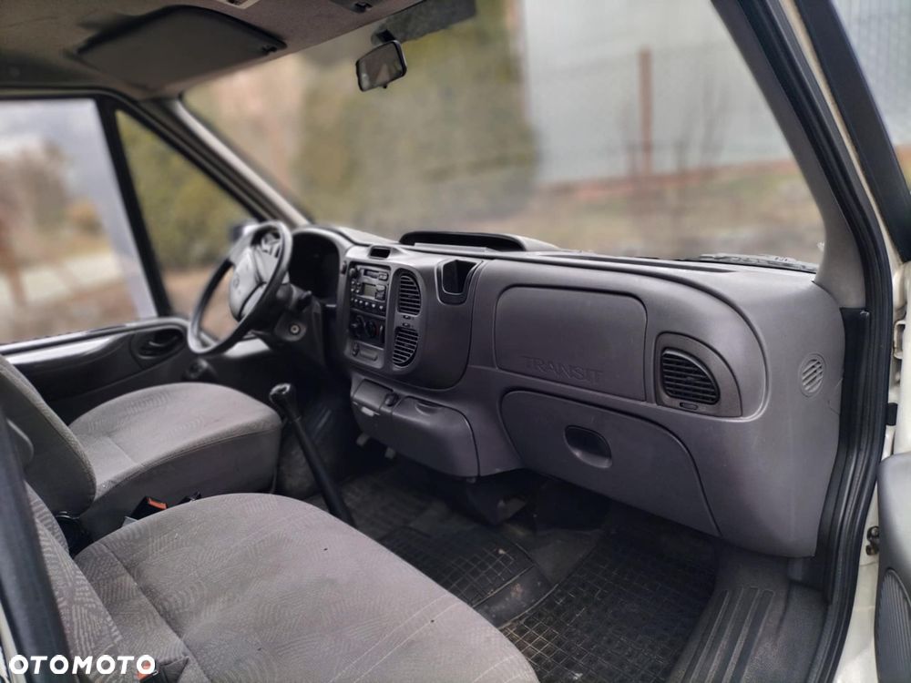 Ford Transit - 6