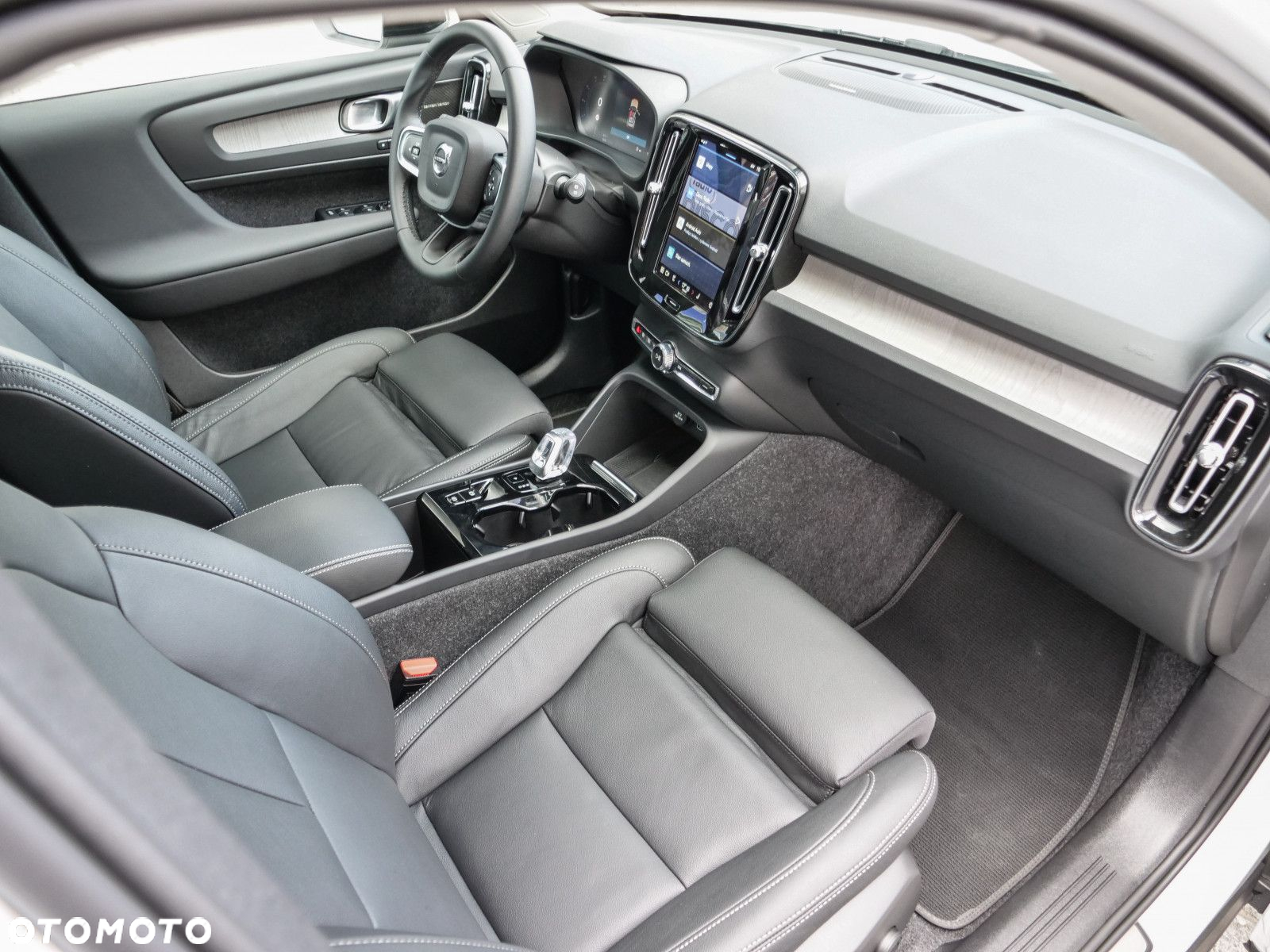 Volvo XC 40 - 34