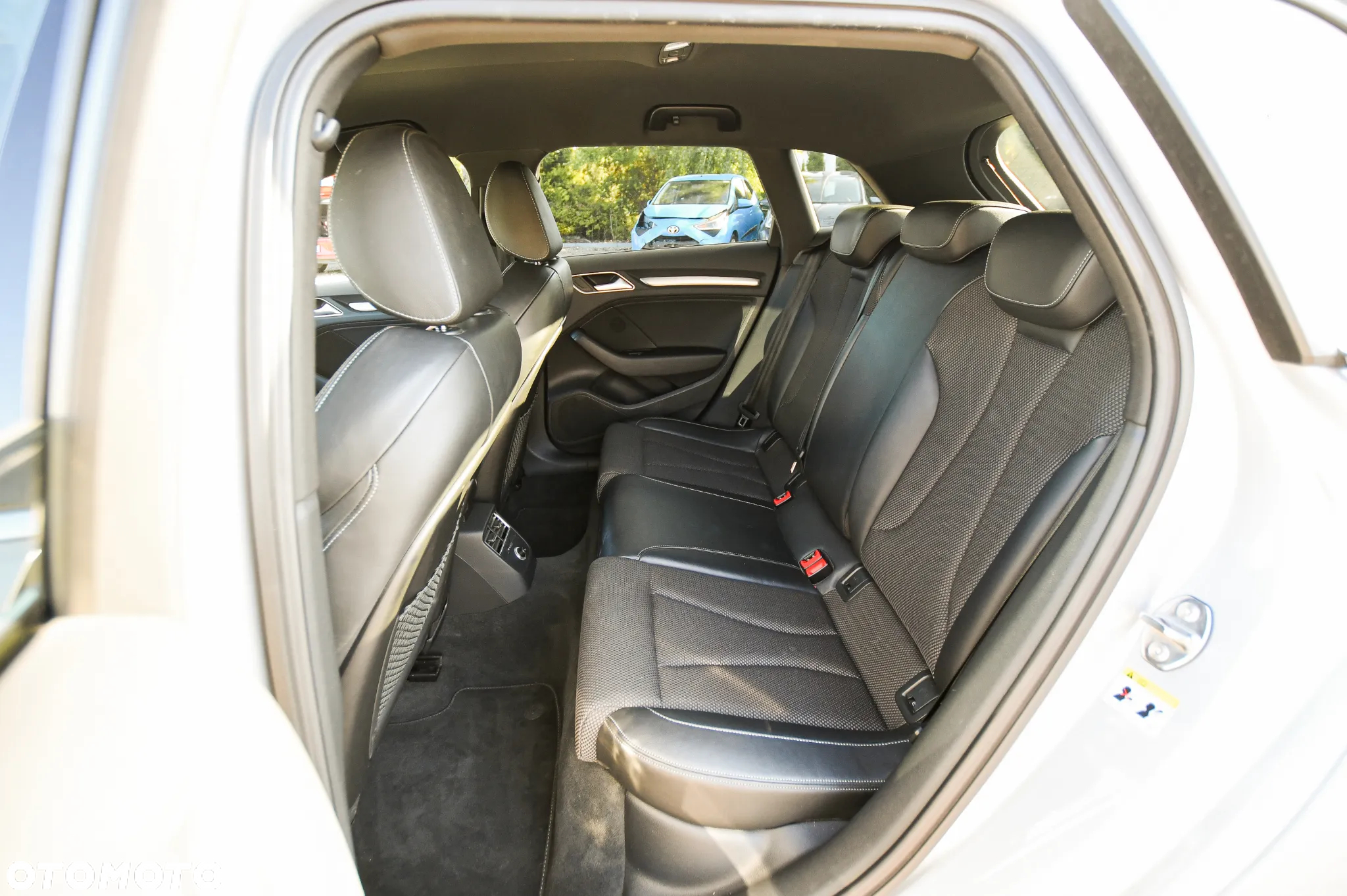 Audi A3 2.0 TDI Sportback (clean diesel) S tronic S line Sportpaket - 23