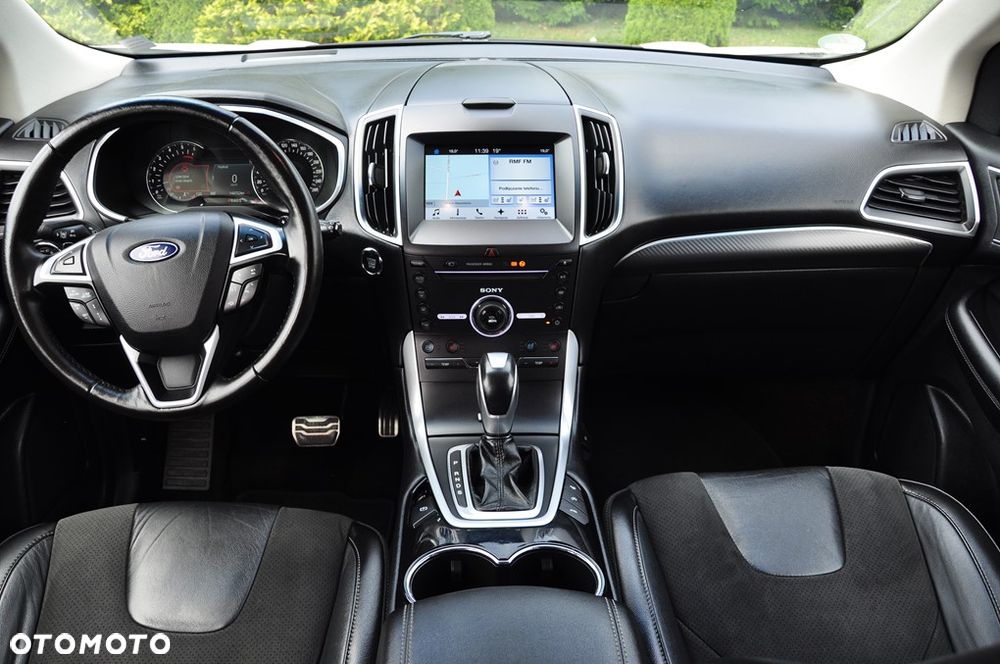 Ford Edge 2.0 TDCi Bi-Turbo 4x4 Titanium - 32