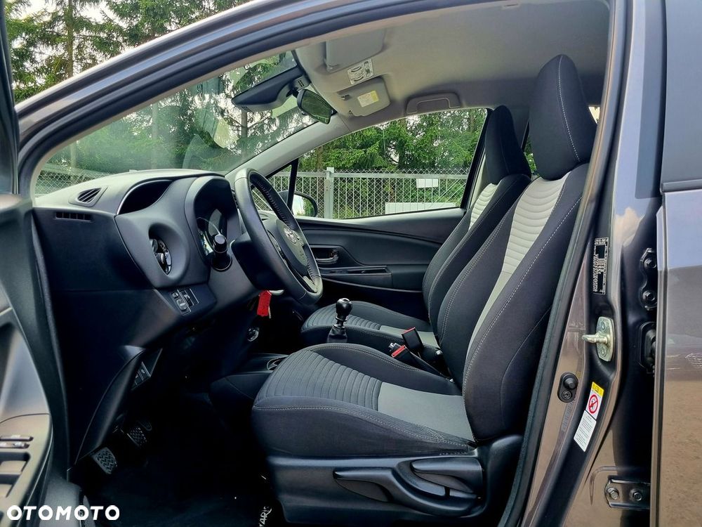 Toyota Yaris 1.5 Active - 9
