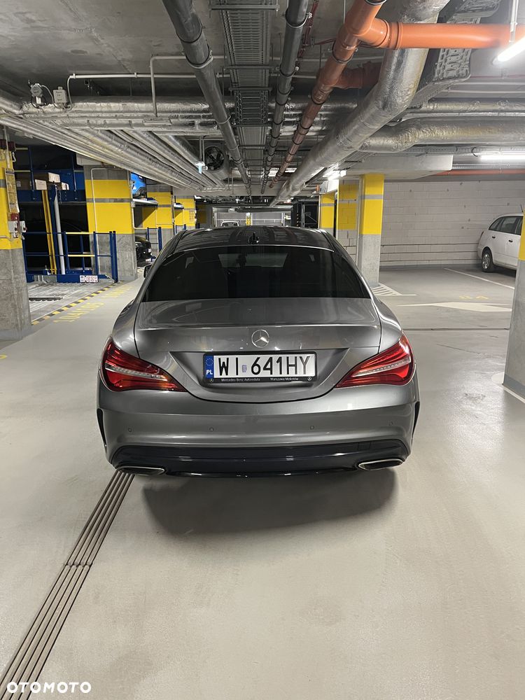 Mercedes-Benz CLA 220 4-Matic AMG Line - 4
