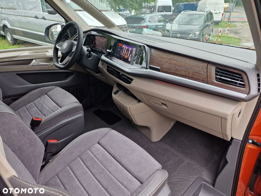 Volkswagen Multivan - 21