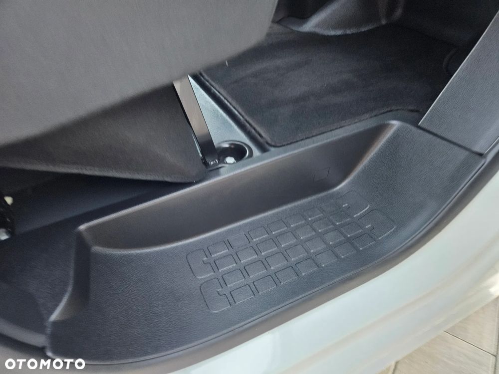 Opel Vivaro - 20