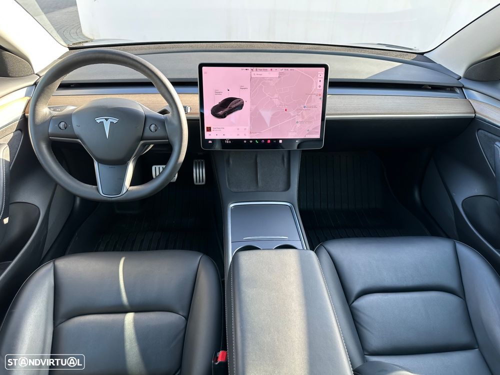 Tesla Model 3 Performance Dual Motor AWD - 31