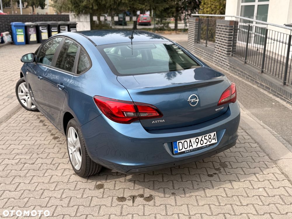 Opel Astra 1.4 Edition - 4