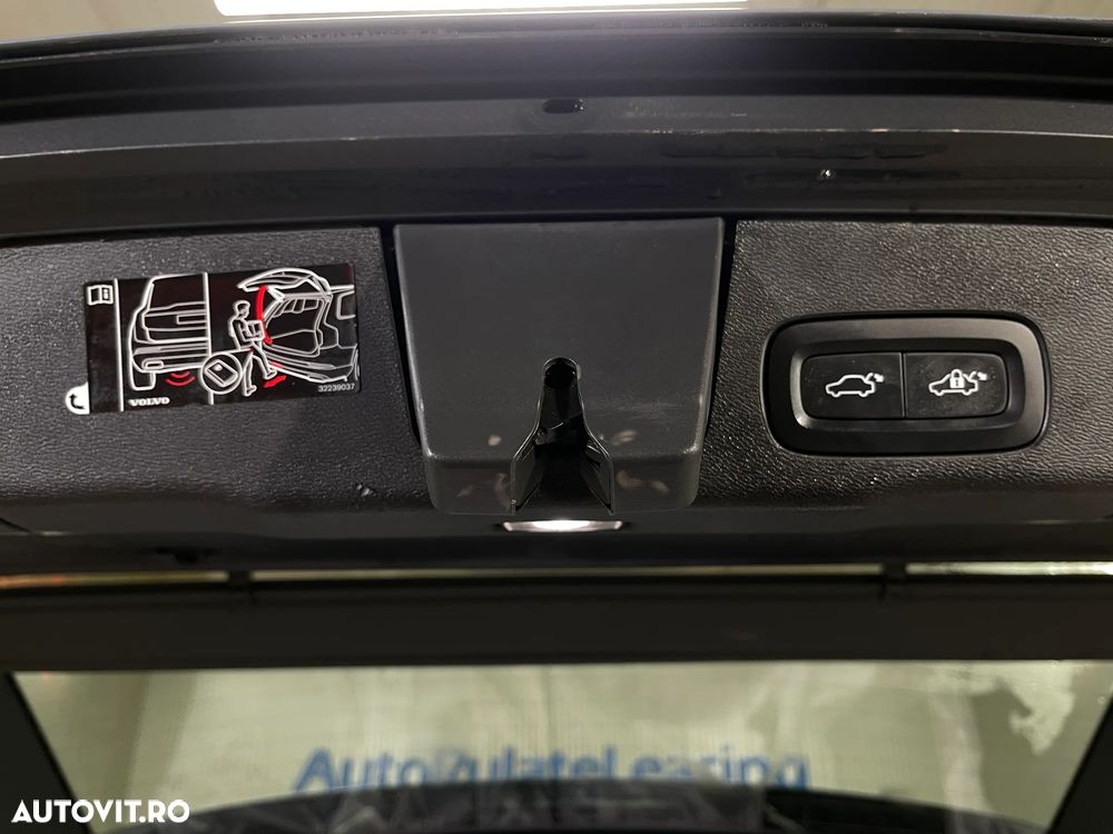 Volvo XC 60 B4 D AWD Geartronic RDesign - 22