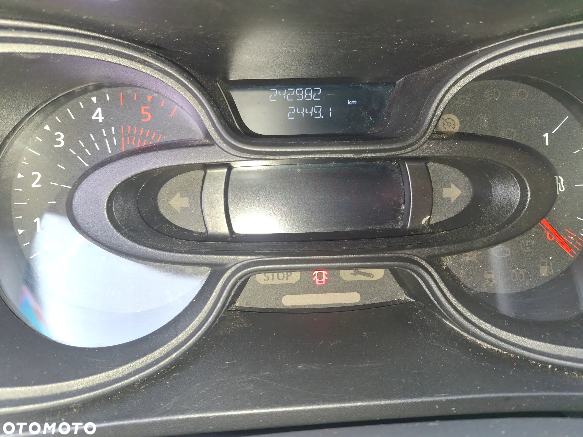 Renault Trafic - 13