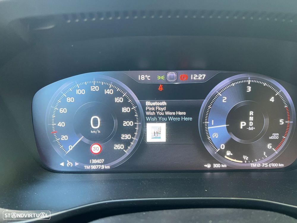 Volvo XC 40 2.0 D3 Momentum Geartronic - 7