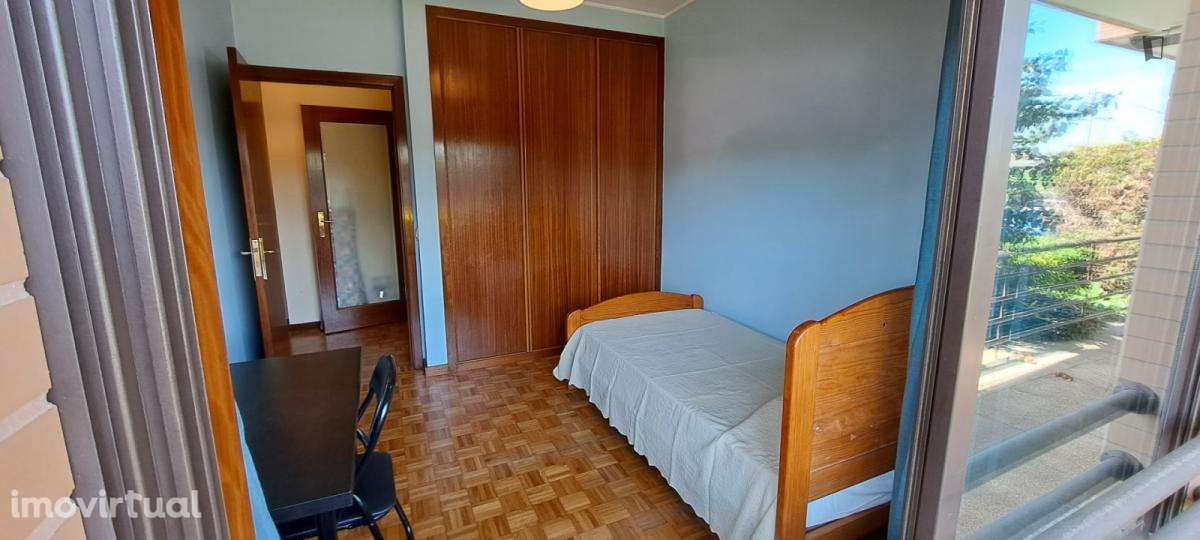 Quarto - localizado em Vila nova de gaia - Grande imagem: 4/25