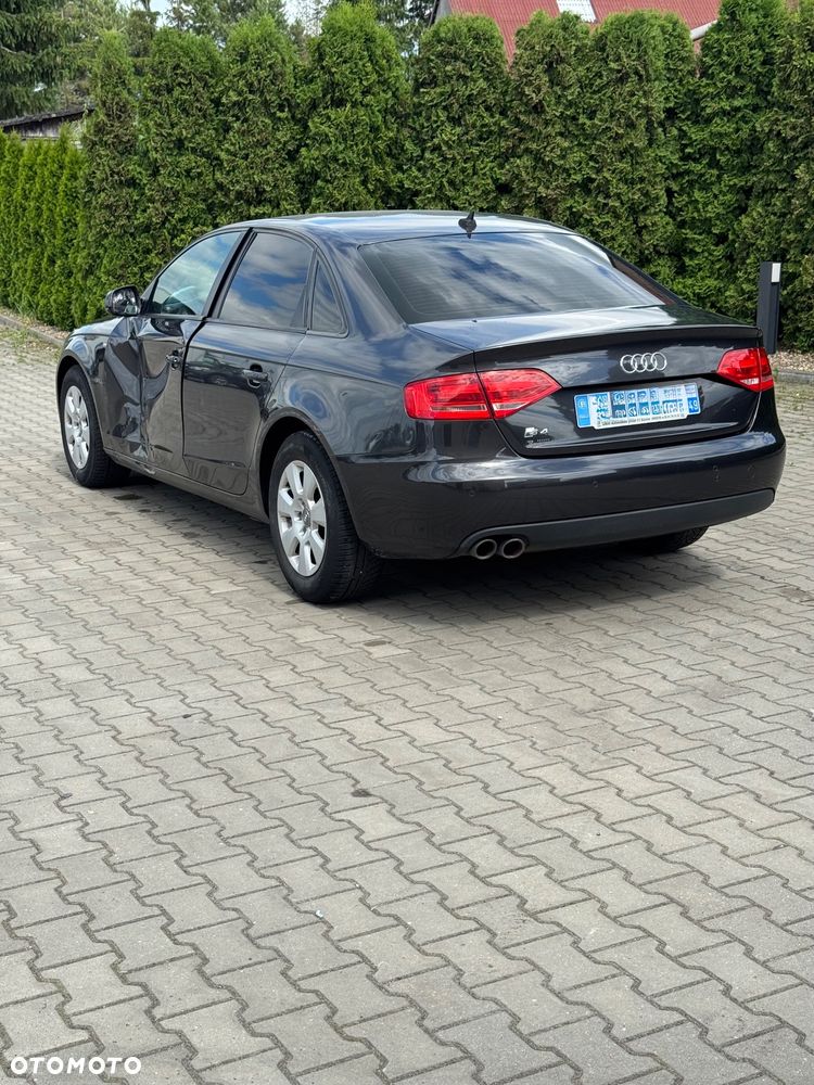 Audi A4 Limousine 2.0 TDI DPF S line Sportpaket - 6